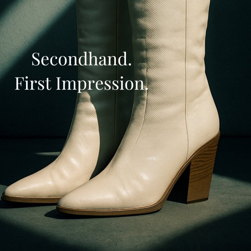 White Snakeskin-Embossed Western Heel Boots – 5.5